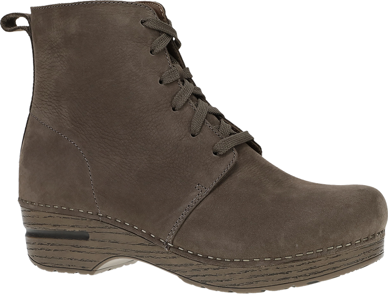 Quarter turn view Women's Dansko Footwear style name Sigourney in color MUSH NU. Sku: 336875312