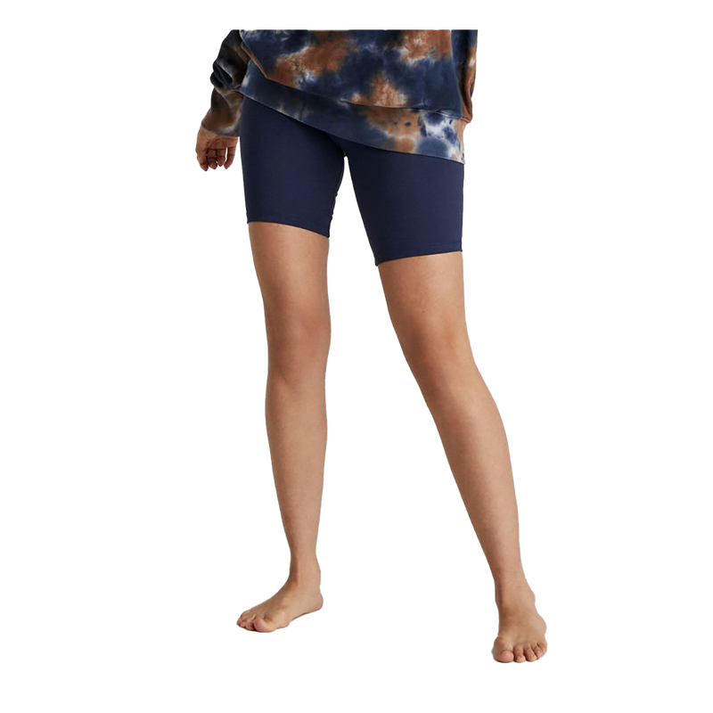 Strut This Sparrow Short