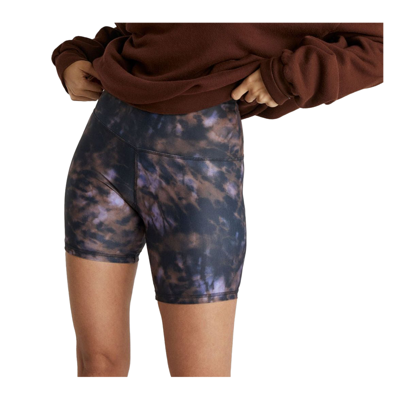 Strut This Sparrow Short