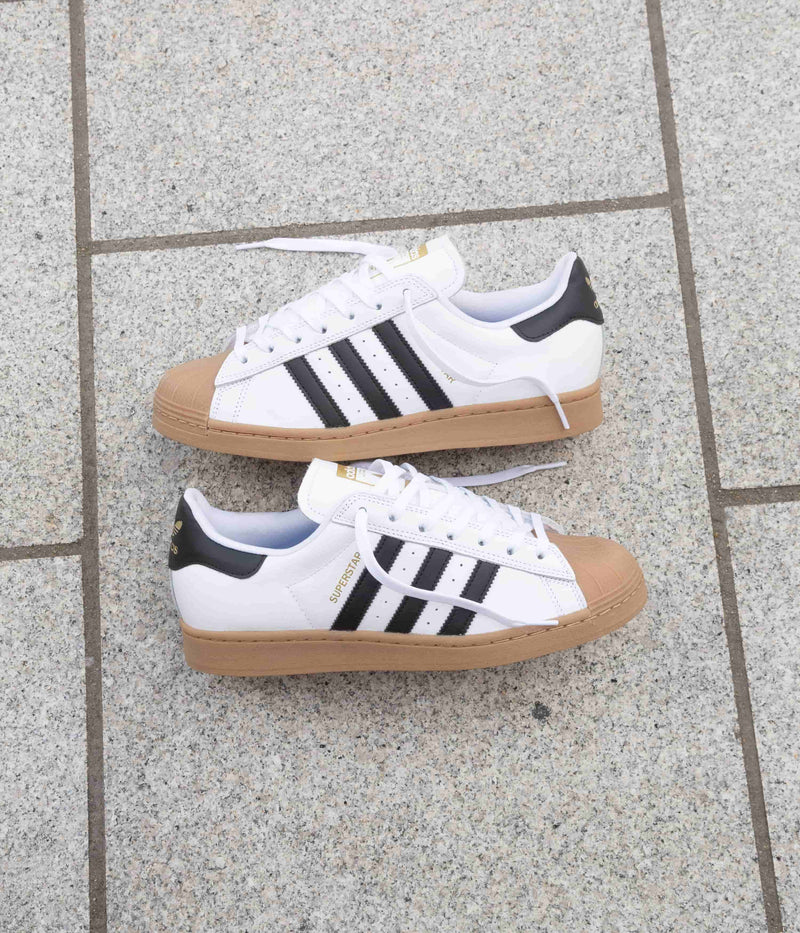 Adidas Superstar ADV Shoes in FTWR White and Core Black / Gum4