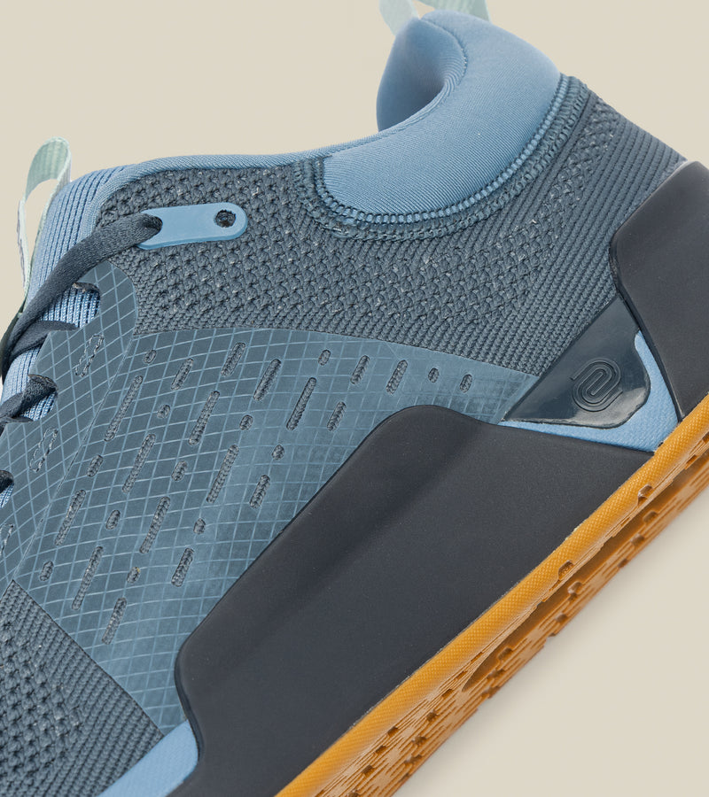 women's move trainer